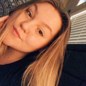 Meet your Posher, Camryn